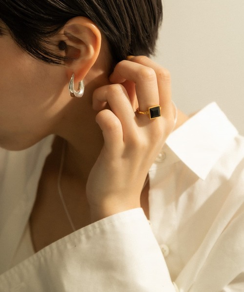 SMELLY（スメリー）の「SMELLY so’　square stone ring（リング・レディース・ゴールド・-）」の4枚目の写真
