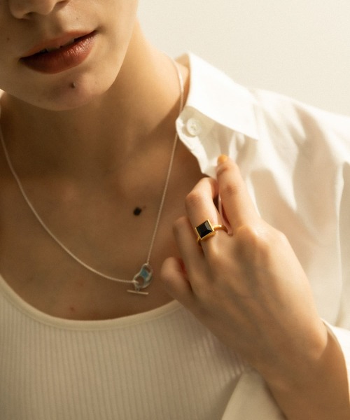 SMELLY（スメリー）の「SMELLY so’　square stone ring（リング・レディース・ゴールド・-）」の5枚目の写真