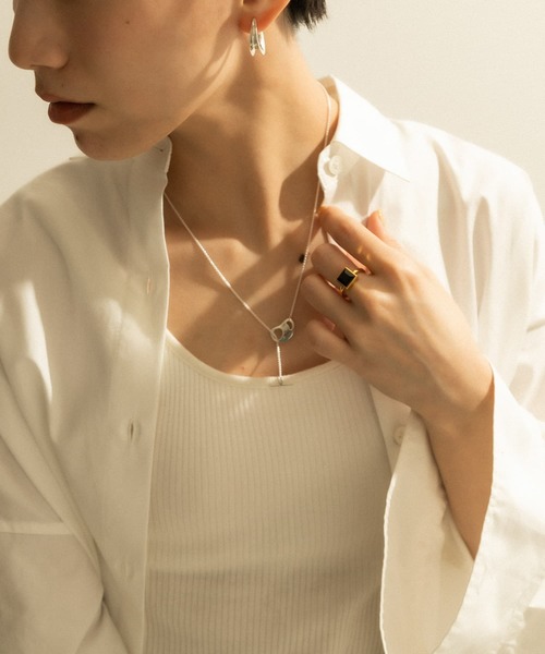 SMELLY（スメリー）の「SMELLY so’　square stone ring（リング・レディース・ゴールド・-）」の7枚目の写真