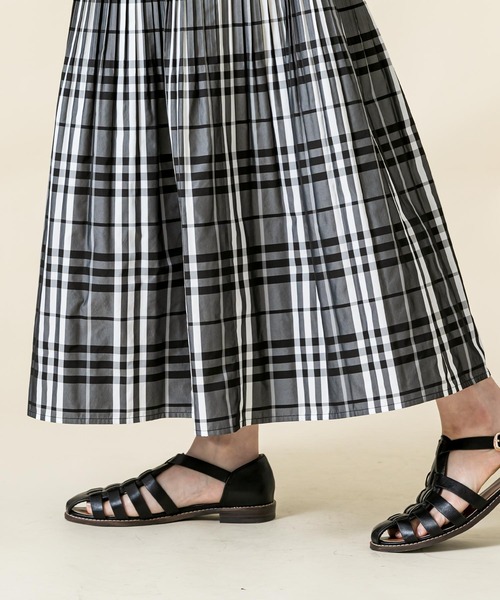Gready Brilliant(グレディブリリアン)の「タフタプリーツスカート(スカート・レディース・ストライプ/チェック・38)」の11枚目の写真