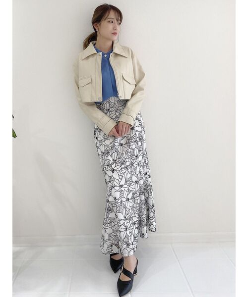 dazzlin(ダズリン)の「レースセミマーメイドスカート(スカート・レディース・オフホワイト/イエロー/モカ・SMALL/MEDIUM)」の7枚目の写真