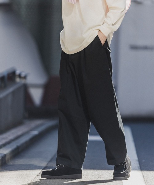RAGEBLUE(レイジブルー)の「タックバルーンワイドチノパンツ(チノパンツ・メンズ・ブラック/ベージュ/ホワイト・LARGE/MEDIUM/SMALL)」の6枚目の写真