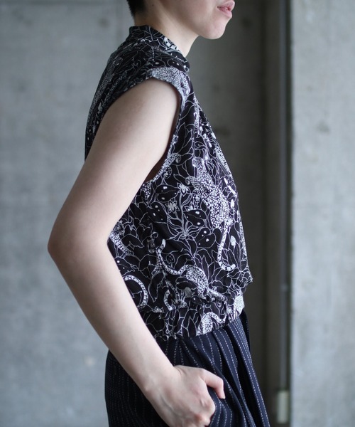 G.V.G.V.(ジーヴィージーヴィー)の「LEOPARD PRINT FRENCH SLV TOP(Tシャツ/カットソー・レディース・オフホワイト/ブラック・ONE SIZE)」の4枚目の写真