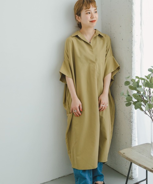 ITEMS URBANRESEARCH（アイテムズ アーバンリサーチ）の「ドルマンシャツワンピース（シャツワンピース・レディース・オフホワイト/マスタード/カーキ/ネイビー・FREE）」の4枚目の写真