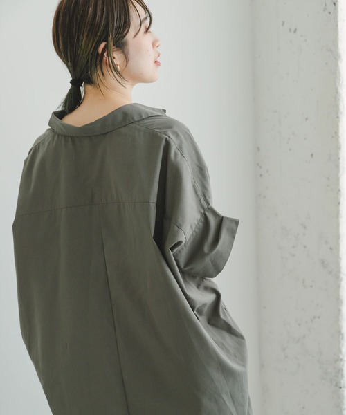 ITEMS URBANRESEARCH（アイテムズ アーバンリサーチ）の「ドルマンシャツワンピース（シャツワンピース・レディース・オフホワイト/マスタード/カーキ/ネイビー・FREE）」の11枚目の写真