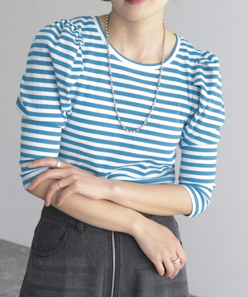 fredy emue(フレディエミュ)の「ボーダー袖ボリュームプルオーバー(Tシャツ/カットソー・レディース・ピンク系その他/ブルー系その他/ブラック系その他・38)」の2枚目の写真
