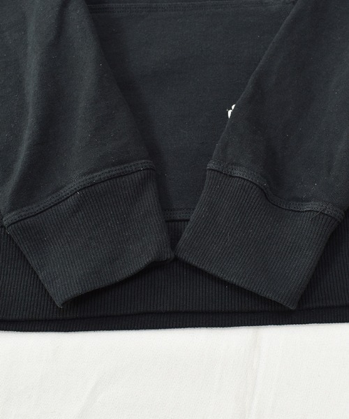 Champion(チャンピオン)の「【ヴィンテージ古着】Champion / チャンピオン ロゴプリント スウェットパーカー(パーカー・メンズ・ブラック・MEDIUM)」の5枚目の写真