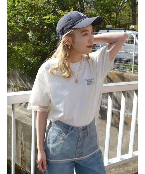 Ungrid(アングリッド)の「チュールシアートップス(Tシャツ/カットソー・レディース・チャコールグレー/オレンジ/ブルー/オフホワイト・FREE)」の9枚目の写真