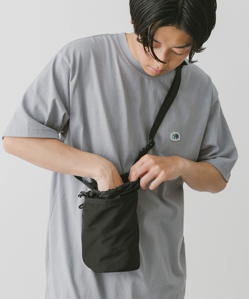 URBAN RESEARCH DOORS（アーバンリサーチドアーズ）の「チョークバッグ（ショルダーバッグ・メンズ・ブルー/ライトカーキ/ブラック・-）」の16枚目の写真