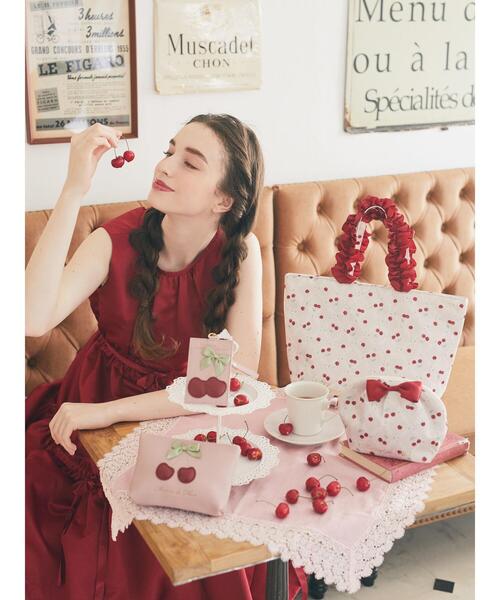 Maison de FLEUR（メゾンドフルール）の「チェリーリボンポーチ