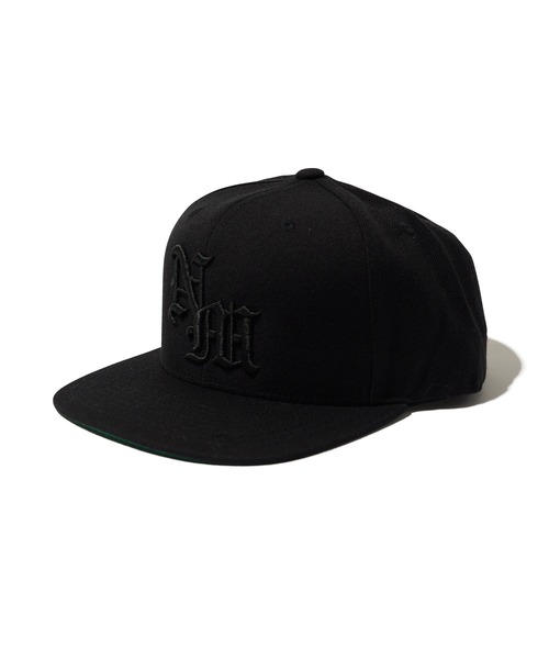 NineMicrophones（ナインマイクロフォンズ）の「SNAPBACK CAP -Gothic-（キャップ・メンズ・ブラック×ホワイト/ブラック×ブラック・FREE）」の4枚目の写真