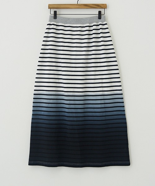 CUBE SUGAR（キューブシュガー）の「グラデーション染ボーダーカットソーロングスカート（スカート・レディース・パープル/ブラック/キャメル・M）」の12枚目の写真