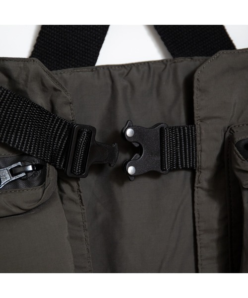 APPLEBUM（アップルバム）の「Utility Vest（ベスト・メンズ・カーキ・FREE）」の6枚目の写真