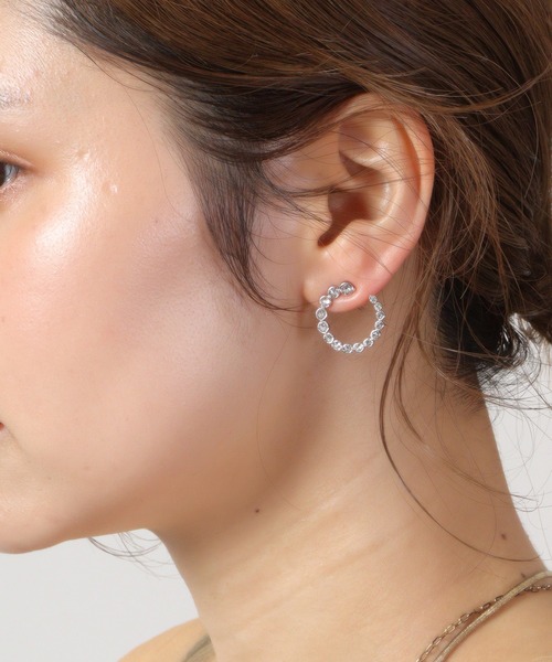 MOSSEL NEW YORK(モシェルニューヨーク)の「ASH / OREGON / GREFELY ラインストーンデザインピアス(ピアス(両耳用)・レディース・シルバー系/シルバー系1/シルバー・FREE)」の2枚目の写真