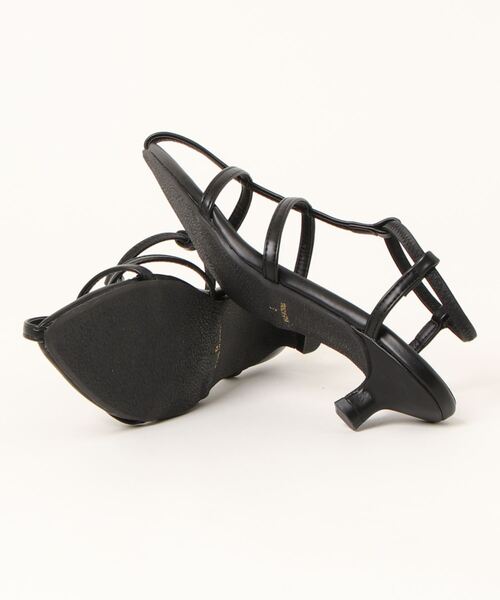 KOBE LETTUCE(コウベレタス)の「Tラインヒールサンダル(サンダル・レディース・ホワイト/シルバー/ブラック・M/LL/L/S)」の10枚目の写真