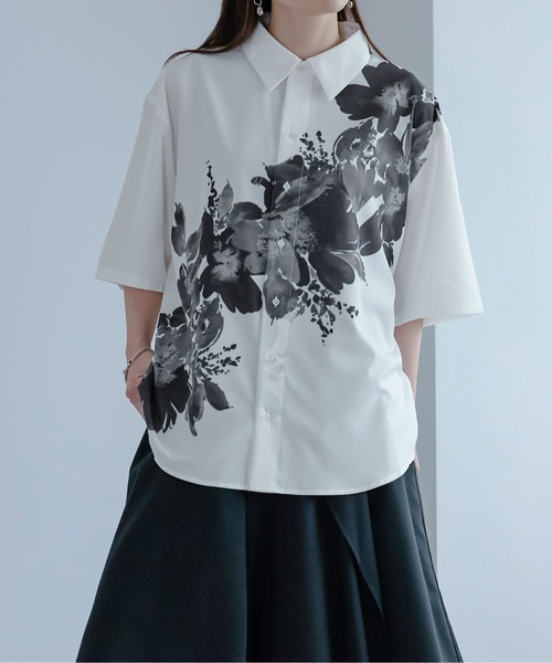Ellno Loset(エルノロゼット)の「フラワーショルダーシャツ(シャツ/ブラウス・メンズ・オフホワイト/ブラック・SMALL/MEDIUM/LARGE)」の14枚目の写真