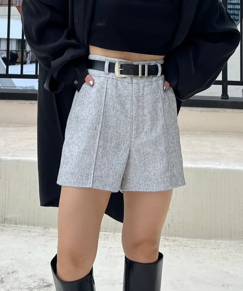 PAGEBOY（ページボーイ）の「ツイードピンタックショートパンツ（その他パンツ・レディース・ブラック/オフホワイト・FREE）」の3枚目の写真