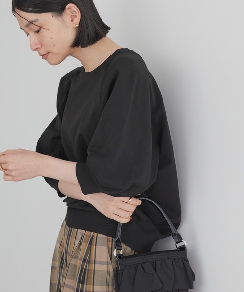 AMERICAN HOLIC(アメリカンホリック)の「エコカルット袖ボリュームプルオーバー<エコ・軽い・ニット>(ニット/セーター・レディース・ブラック/イエロー/ブルー・L/M)」の2枚目の写真