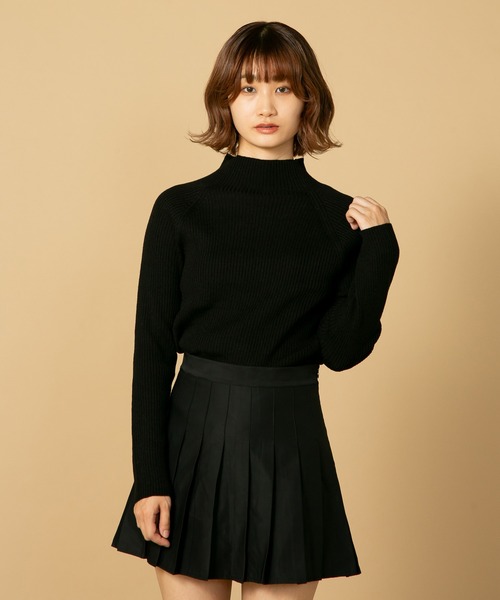 fort point(フォーポイント)の「【FORTPOINT/フォートポイント】ボトルネックで大人のこなれ感 リブニット ボトルネック トップス ハイネック(ニット/セーター・レディース・オフホワイト/ブラック/ベージュ・MEDIUM/LARGE)」の15枚目の写真
