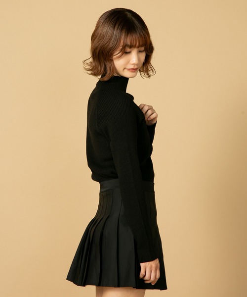 fort point(フォーポイント)の「【FORTPOINT/フォートポイント】ボトルネックで大人のこなれ感 リブニット ボトルネック トップス ハイネック(ニット/セーター・レディース・オフホワイト/ブラック/ベージュ・MEDIUM/LARGE)」の18枚目の写真