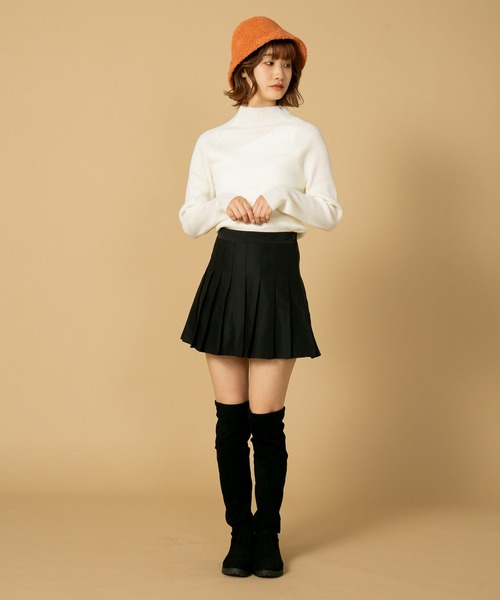 fort point(フォーポイント)の「【FORTPOINT/フォートポイント】ボトルネックで大人のこなれ感 リブニット ボトルネック トップス ハイネック(ニット/セーター・レディース・オフホワイト/ブラック/ベージュ・MEDIUM/LARGE)」の6枚目の写真