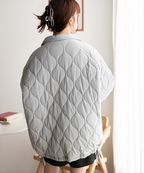 WEGO(ウィゴー)の「WEGO/キルティングブルゾン(ブルゾン・レディース・ブラック/ライトグレー/ホワイト・FREE)」の4枚目の写真