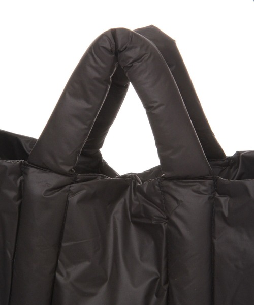 LEPSIM（レプシィム）の「【CONTROL FREAK／コントロールフリーク】撥水ナイロンBIGショルダー　904481（ショルダーバッグ・レディース・ブラック/アイボリー・ONE SIZE）」の6枚目の写真