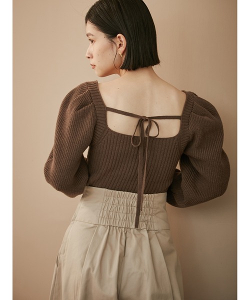 Stylevoice for xxx（スタイルヴォイスフォー）の「スクエアネックミドルゲージニットトップス（ニット/セーター・レディース・ブラウン/オフホワイト/チャコールグレー・FREE）」の4枚目の写真