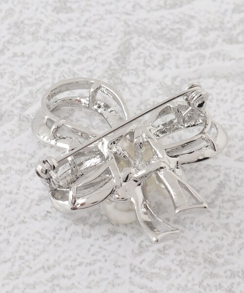 couture brooch(クチュールブローチ)の「◆リボンパール調モチーフブローチ(ブローチ/コサージュ・レディース・ゴールド/シルバー・00)」の5枚目の写真