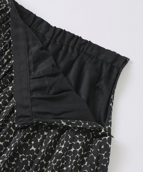 MACKINTOSH LONDON（マッキントッシュ ロンドン）の「ランダムドットプリントスカート（スカート・レディース・ブラック・36/38）」の6枚目の写真