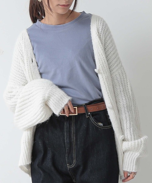and it_（アンドイット）の「起毛リブクルーネック長袖Tシャツ（Tシャツ/カットソー・レディース・グレイッシュベージュ/ブラック/ブルー/アイボリー/グリーン・M）」の22枚目の写真
