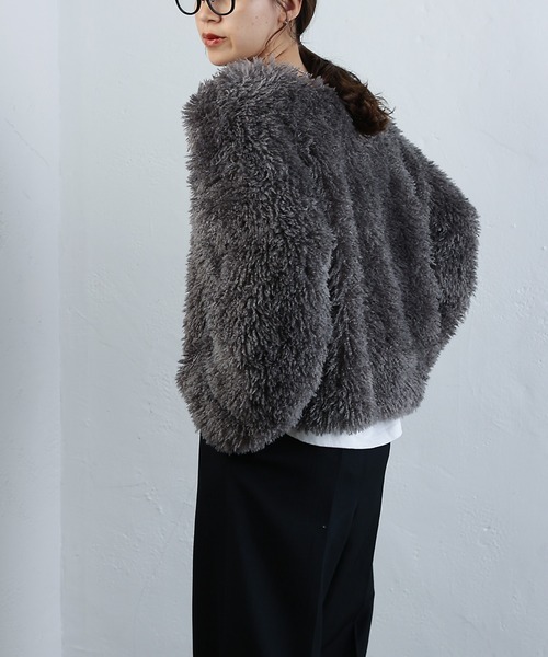 COLONY 2139（コロニートゥーワンスリーナイン）の「WEB・一部店舗限定 / 2WAYフリンジVネックプルオーバー（Tシャツ/カットソー・レディース・アイボリー/ブラック/グレー/ネイビー・FREE）」の7枚目の写真