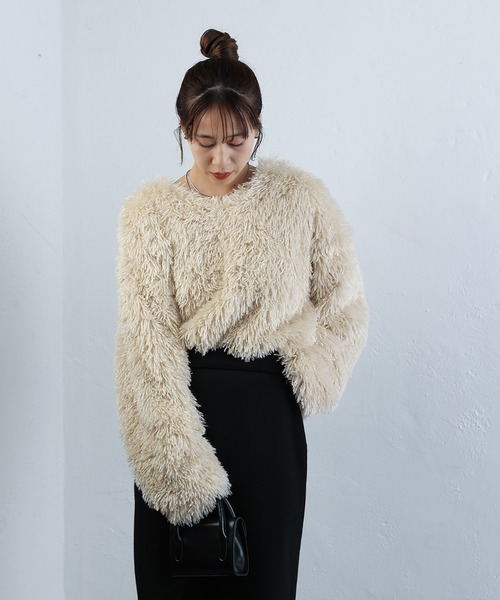 COLONY 2139（コロニートゥーワンスリーナイン）の「WEB・一部店舗限定 / 2WAYフリンジVネックプルオーバー（Tシャツ/カットソー・レディース・アイボリー/ブラック/グレー/ネイビー・FREE）」の17枚目の写真