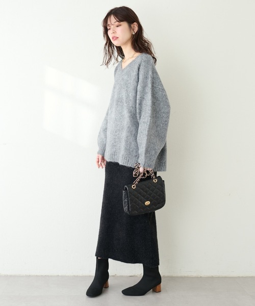natural couture(ナチュラルクチュール)の「前後2WAYネップ入りゆるニット(ニット/セーター・レディース・ベージュ/チャコールグレー/サックスブルー/オフホワイト・FREE)」の13枚目の写真