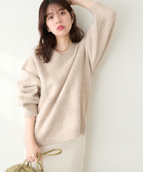 natural couture(ナチュラルクチュール)の「前後2WAYネップ入りゆるニット(ニット/セーター・レディース・ベージュ/チャコールグレー/サックスブルー/オフホワイト・FREE)」の18枚目の写真