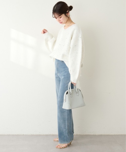 natural couture(ナチュラルクチュール)の「前後2WAYネップ入りゆるニット(ニット/セーター・レディース・ベージュ/チャコールグレー/サックスブルー/オフホワイト・FREE)」の9枚目の写真