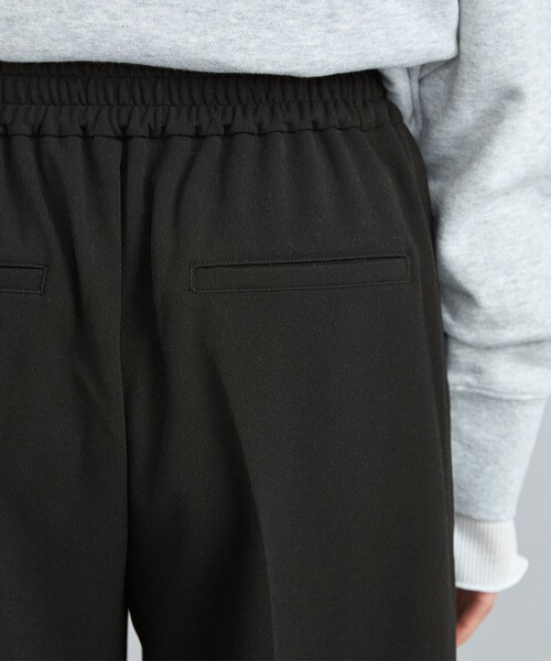 coen（コーエン）の「イージービューティーワイドパンツ（WEB限定サイズ）（スラックス・レディース・ブラック/ベージュ/オレンジ/ダークグレー/ケリーグリーン・S/M/L/XL）」の17枚目の写真