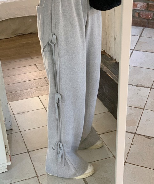 by muni:r（バイ ムニール）の「リボンワイドスウェットパンツ（スウェットパンツ・レディース・ブラック/グレー・FREE）」の12枚目の写真