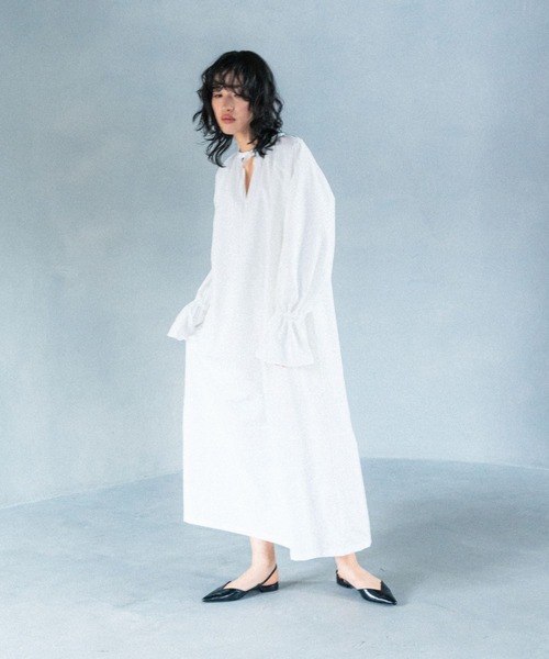 LEPSIM(レプシィム)の「【FOR I SERIES】デザインロングワンピース 110831(ワンピース・レディース・カーキ/ブラック/オフホワイト・FREE)」の6枚目の写真