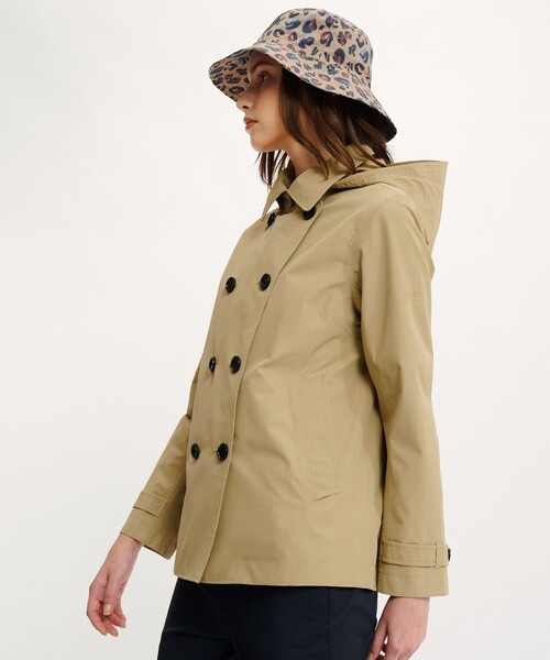 AIGLE(エーグル)の「GORE-TEX ゴアテックス 透湿 撥水 防風 2レイヤー ショートPコート フーデッドジャケット(その他アウター・レディース・ネイビー/ベージュ・36/38/40)」の5枚目の写真