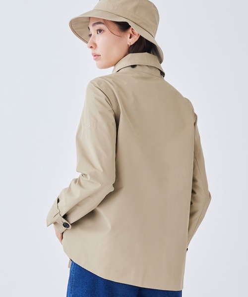 AIGLE(エーグル)の「GORE-TEX ゴアテックス 透湿 撥水 防風 2レイヤー ショートPコート フーデッドジャケット(その他アウター・レディース・ネイビー/ベージュ・36/38/40)」の17枚目の写真