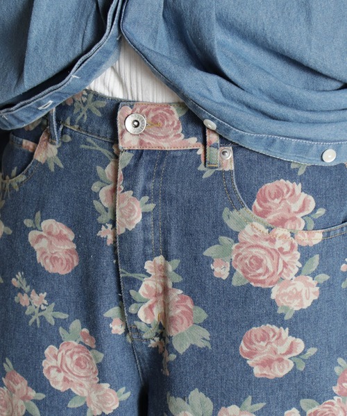 BITTOKO(ビットコ)の「花プリントデニム(デニムパンツ・レディース・ブルー・SMALL/MEDIUM)」の12枚目の写真