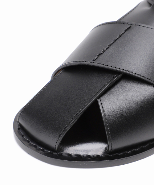 美品 フレームワーク別注「CORSO ROMA 9」2,8万円 レザーサンダル FRAMeWORK（フレームワーク）の「【CORSOROMA9】 グルカサンダル