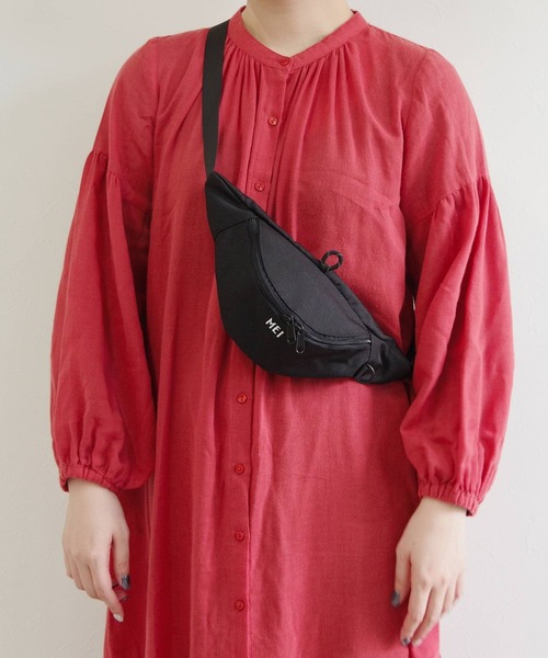 MEI(メイ)の「MEI/メイ ボディバッグ ショルダーバッグ ウエストポーチ【233005】(ボディバッグ/ウエストポーチ・レディース・ベージュ/ブラック/カーキ・FREE)」の4枚目の写真