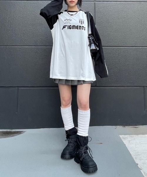 Figments（フィグメンツ）の「サイドラインビッグラグランロンT（Tシャツ/カットソー・レディース・ブラック・FREE）」の4枚目の写真