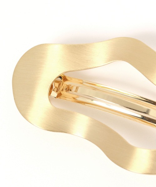 LAKOLE(ラコレ)の「マットうねうねバレッタ / 112084(バレッタ/ヘアクリップ・レディース・その他1/その他2・FREE)」の6枚目の写真