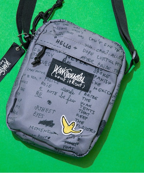(What it isNt)ART BY MARKGONZALES(ワットイットイズント)の「【(What it isNt) ART BY MARK GONZALES/(ワットイットイズント) アートバイ マークゴンザレス】BOXロゴミニショルダー(ショルダーバッグ・メンズ・ブラック/ボルドー/レッド/チャコールグレー・FREE)」の9枚目の写真