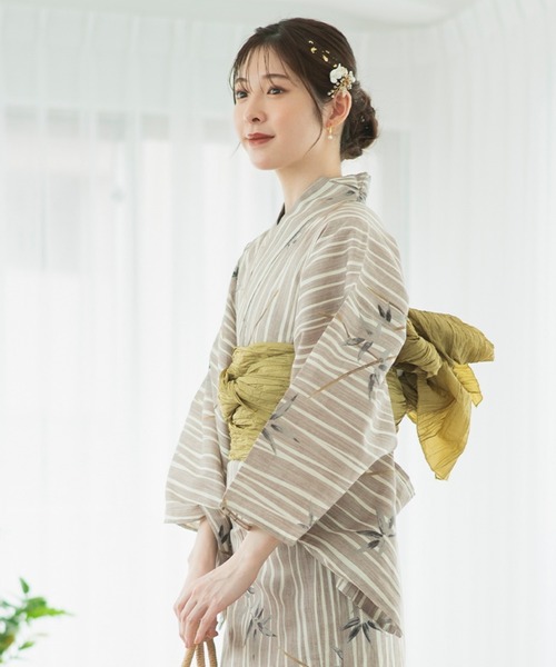 CELEN（セレン）の「【下駄付き兵児帯ゆかた5点セット】浴衣・兵児帯・腰紐2本・下駄《夏麗し浴衣》（浴衣・レディース・その他3/その他12/その他4/その他7/その他9/その他6/その他8/その他10/その他1/その他2/その他5/その他11/イエロー系/グレー系1/グレー系2/アイボリー系/ブラウン系1/ブラウン系2/グレー系3/ネイビー系/ホワイト系・FREE）」の5枚目の写真