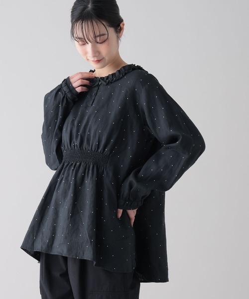natural by clip（ studioCLIP）黒ドット シャツ 未使用 セール】《natural by clip》リネンドットスモッキングブラウス