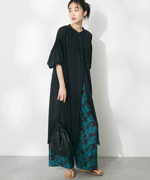 CRAFT STANDARD BOUTIQUE（クラフトスタンダードブティック）の「ヴィンテージボイル袖シャーリングワンピース（ワンピース・レディース・ブルー系/ブラック/ブラウン・FREE）」の2枚目の写真
